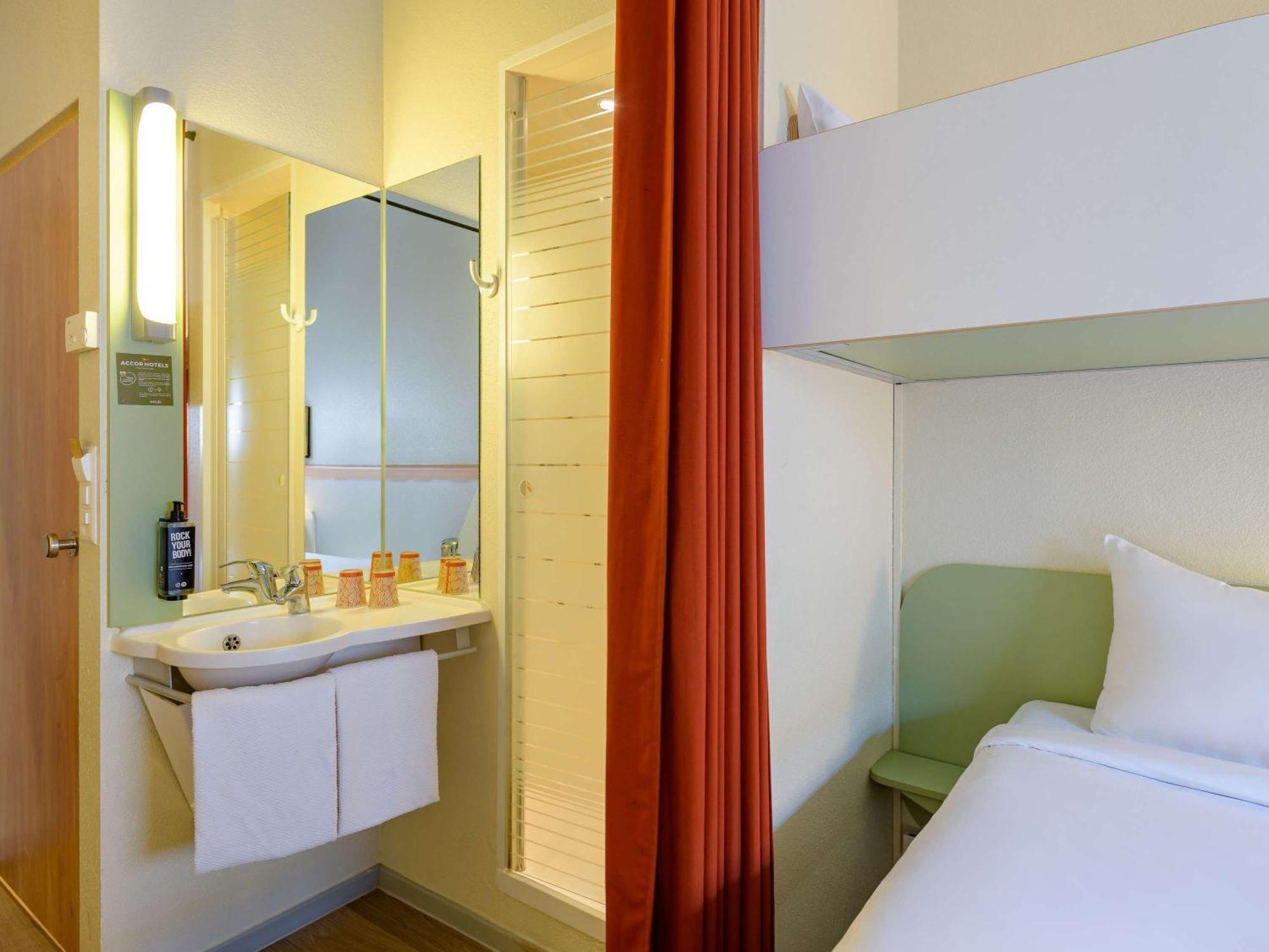 Ibis Budget Hotel Luzern City Exterior foto